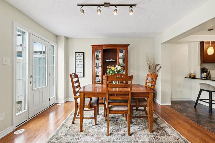 Photo 14 at 2516 Nutgrove Avenue, Nepean (Half Moon Bay), Ottawa