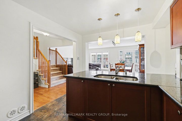 Photo 17 at 2516 Nutgrove Avenue, Nepean (Half Moon Bay), Ottawa