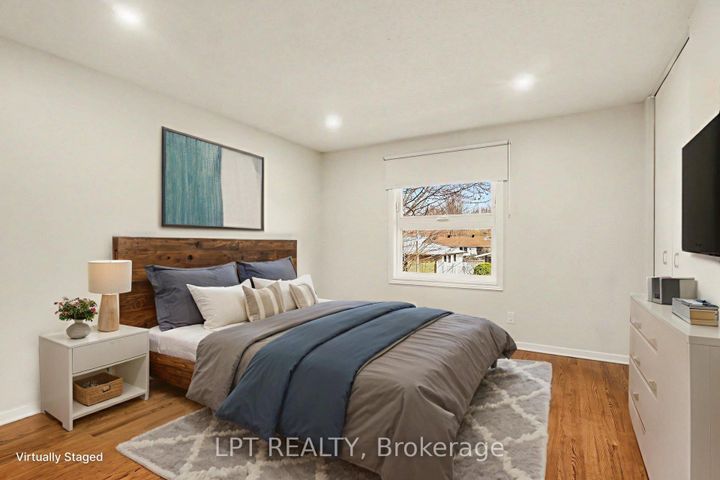 Photo 12 at 38 Lindhurst Crescent, Nepean (Briargreen), Ottawa