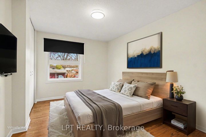 Photo 17 at 38 Lindhurst Crescent, Nepean (Briargreen), Ottawa