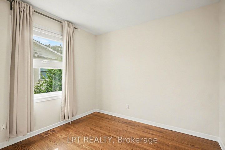 Photo 20 at 38 Lindhurst Crescent, Nepean (Briargreen), Ottawa