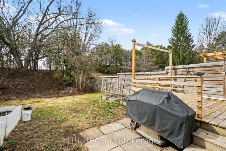 Photo 22 at 38 Lindhurst Crescent, Nepean (Briargreen), Ottawa