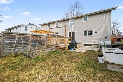 Photo 23 at 38 Lindhurst Crescent, Nepean (Briargreen), Ottawa