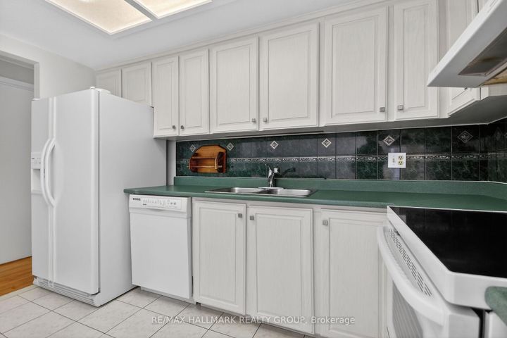 Photo 20 at 14 Jalna Court, Nepean (Pheasant Run), Ottawa