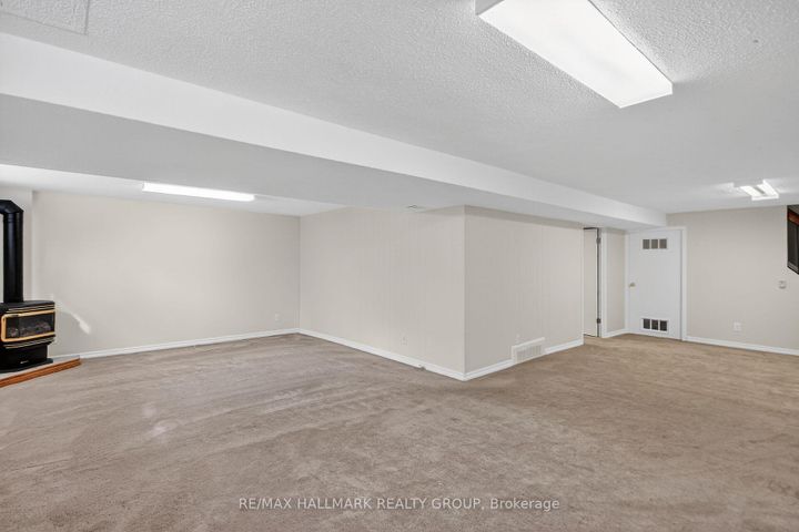 Photo 39 at 14 Jalna Court, Nepean (Pheasant Run), Ottawa