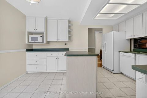 Photo 18 at 14 Jalna Court, Nepean (Pheasant Run), Ottawa