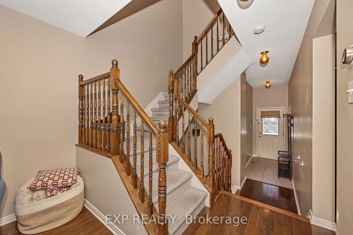 Photo 7 at 359 Bakewell Crescent, Nepean (Strandherd), Ottawa