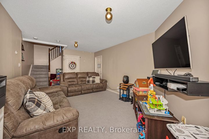 Photo 14 at 359 Bakewell Crescent, Nepean (Strandherd), Ottawa