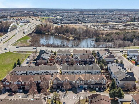 Photo 1 at 359 Bakewell Crescent, Nepean (Strandherd), Ottawa