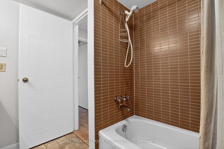 Photo 21 at 305 - 80 Sandcastle Drive, Nepean (Leslie Park), Ottawa