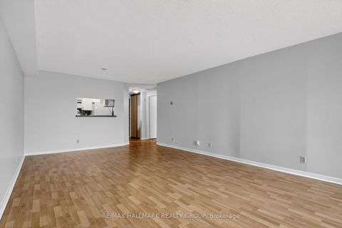 Photo 15 at 305 - 80 Sandcastle Drive, Nepean (Leslie Park), Ottawa