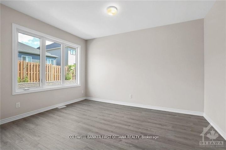 Photo 13 at 517 RYE GRASS Way, Nepean (Half Moon Bay), Ottawa