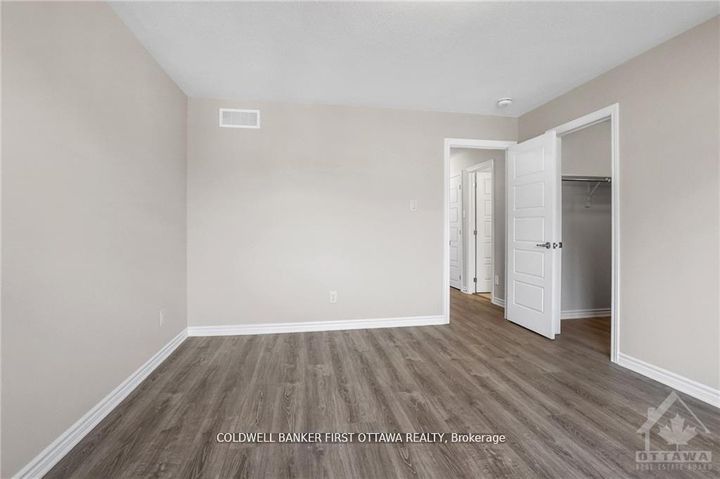 Photo 19 at 517 RYE GRASS Way, Nepean (Half Moon Bay), Ottawa