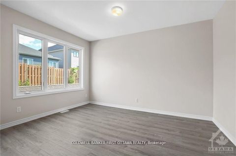 Photo 13 at 517 RYE GRASS Way, Nepean (Half Moon Bay), Ottawa