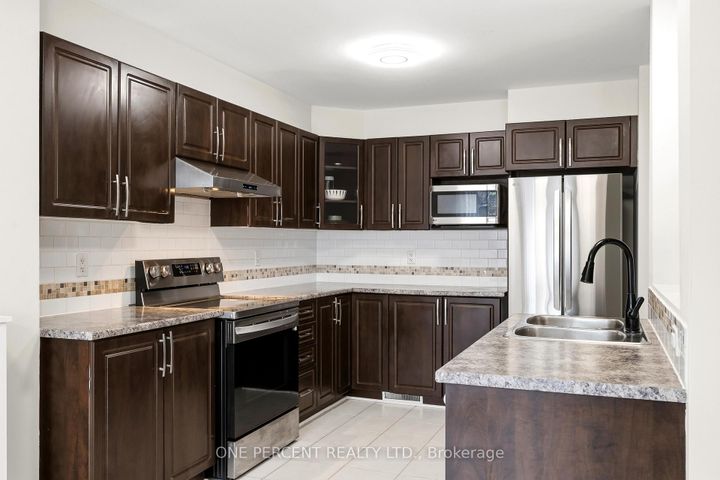 Photo 16 at 620 Clearbrook Drive, Nepean (Strandherd), Ottawa
