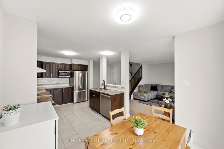 Photo 18 at 620 Clearbrook Drive, Nepean (Strandherd), Ottawa