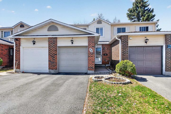 Photo 1 at 10 - 47 Sunridge Lane, Nepean (On the Green), Ottawa