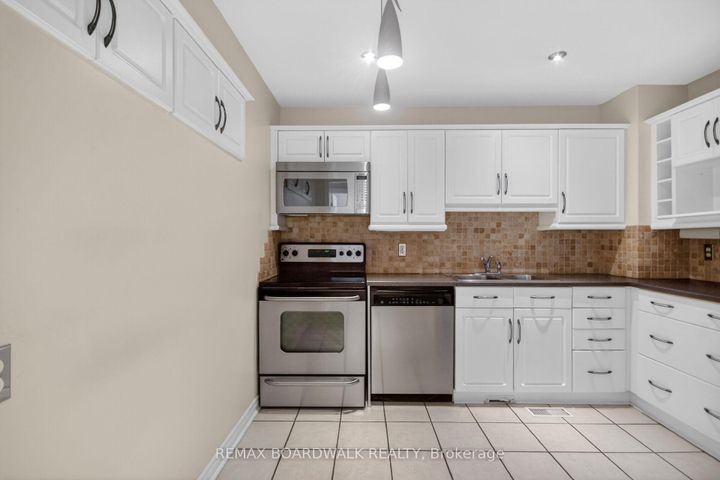 Photo 20 at 10 - 47 Sunridge Lane, Nepean (On the Green), Ottawa