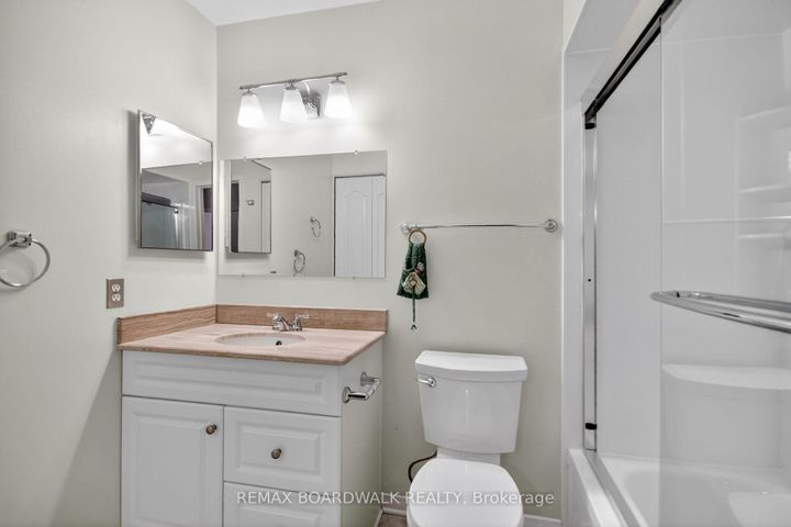 Photo 31 at 10 - 47 Sunridge Lane, Nepean (On the Green), Ottawa