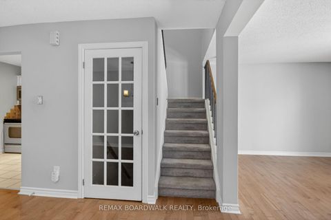 Photo 21 at 10 - 47 Sunridge Lane, Nepean (On the Green), Ottawa