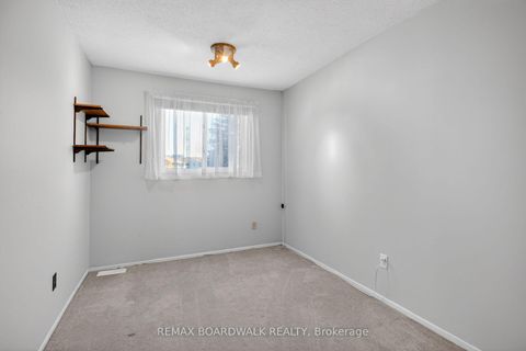 Photo 29 at 10 - 47 Sunridge Lane, Nepean (On the Green), Ottawa