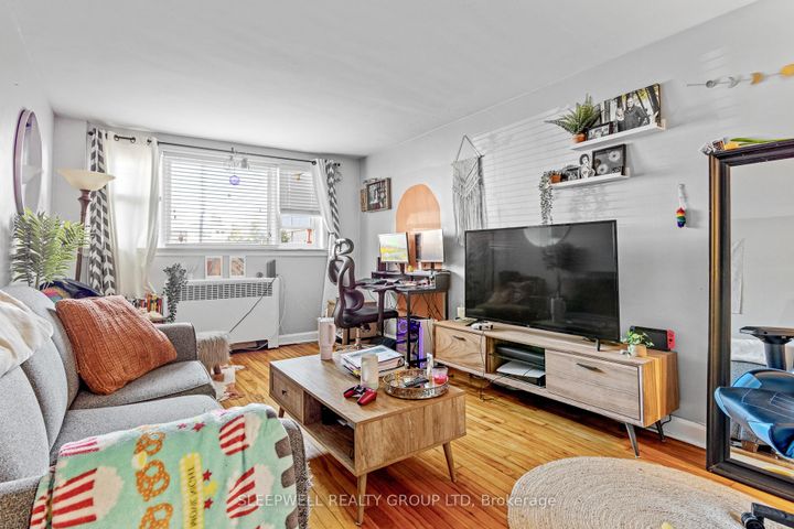 Photo 6 at 54 Centennial Boulevard, Ottawa East, Ottawa