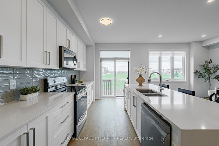 Photo 11 at 148 Namaste Walk, Nepean (Heritage Park), Ottawa