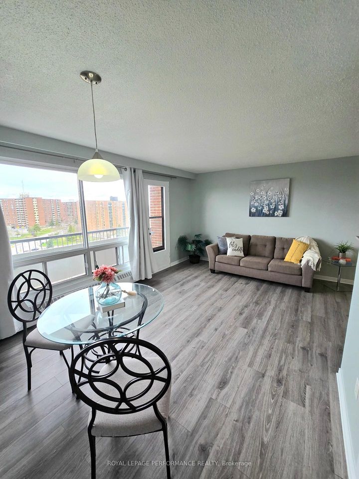 Photo 21 at 1113 - 20 Chesterton Drive, Nepean (Borden Farm/Stewart Farm/Carleton Heights/Parkwood Hills), Ottawa