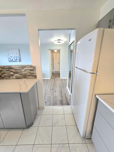 Photo 27 at 1113 - 20 Chesterton Drive, Nepean (Borden Farm/Stewart Farm/Carleton Heights/Parkwood Hills), Ottawa