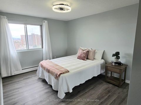 Photo 34 at 1113 - 20 Chesterton Drive, Nepean (Borden Farm/Stewart Farm/Carleton Heights/Parkwood Hills), Ottawa