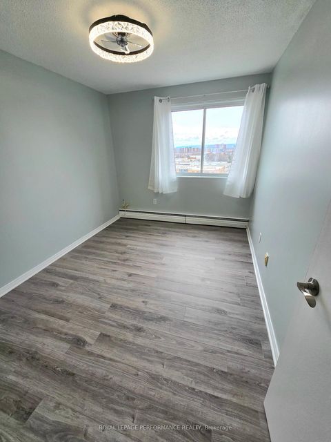 Photo 42 at 1113 - 20 Chesterton Drive, Nepean (Borden Farm/Stewart Farm/Carleton Heights/Parkwood Hills), Ottawa