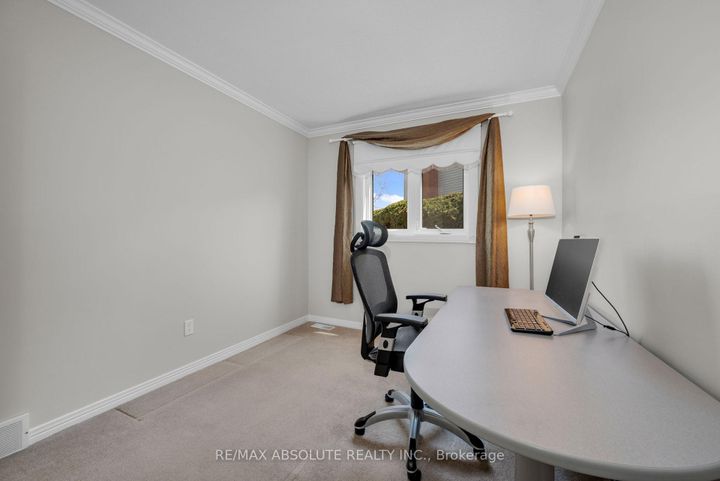 Photo 26 at 28 Halley Street, Nepean (Heritage Park), Ottawa