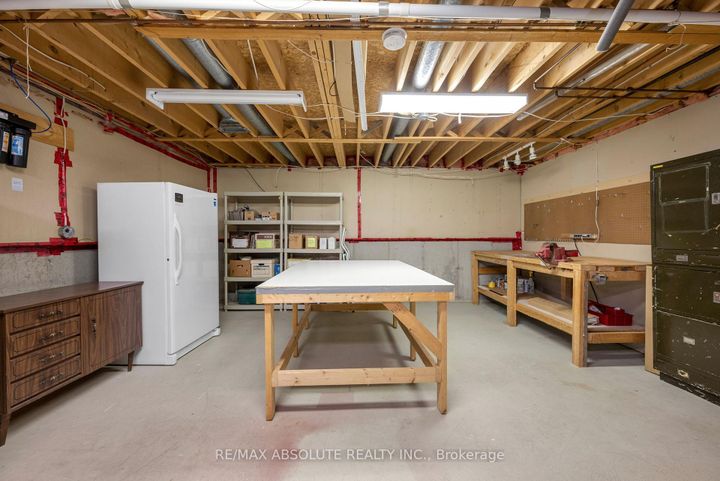 Photo 34 at 28 Halley Street, Nepean (Heritage Park), Ottawa