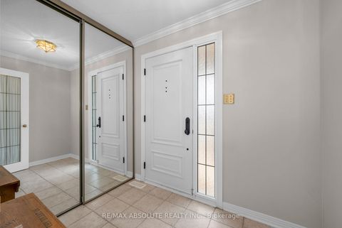 Photo 5 at 28 Halley Street, Nepean (Heritage Park), Ottawa