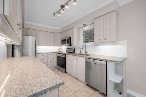 Photo 12 at 28 Halley Street, Nepean (Heritage Park), Ottawa