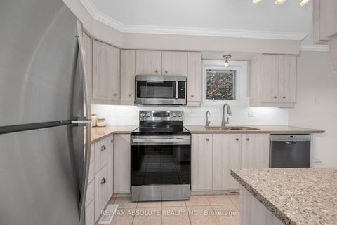 Photo 14 at 28 Halley Street, Nepean (Heritage Park), Ottawa