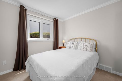 Photo 24 at 28 Halley Street, Nepean (Heritage Park), Ottawa