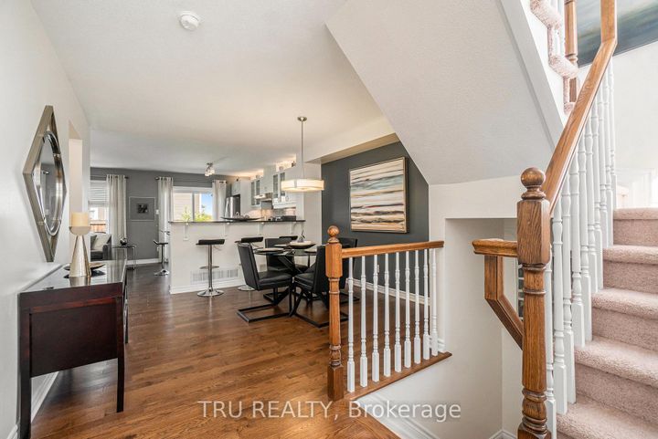 Photo 4 at 567 Millars Sound Way, Nepean (Half Moon Bay), Ottawa