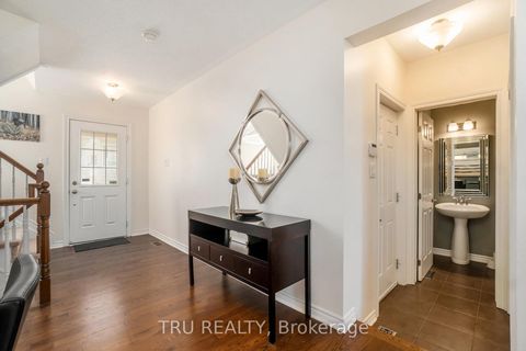 Photo 3 at 567 Millars Sound Way, Nepean (Half Moon Bay), Ottawa