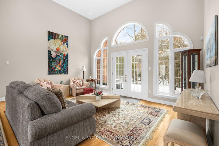 Photo 4 at 5 Countryside Green, Nepean (Cedar Hill/Orchard Estates), Ottawa