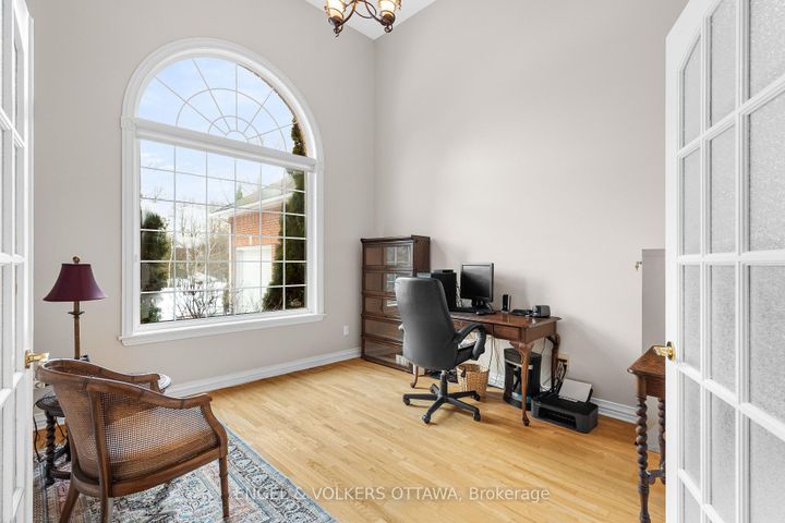 Photo 6 at 5 Countryside Green, Nepean (Cedar Hill/Orchard Estates), Ottawa