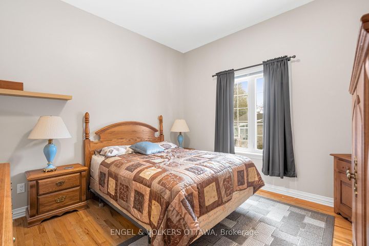 Photo 25 at 5 Countryside Green, Nepean (Cedar Hill/Orchard Estates), Ottawa