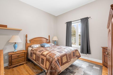 Photo 25 at 5 Countryside Green, Nepean (Cedar Hill/Orchard Estates), Ottawa