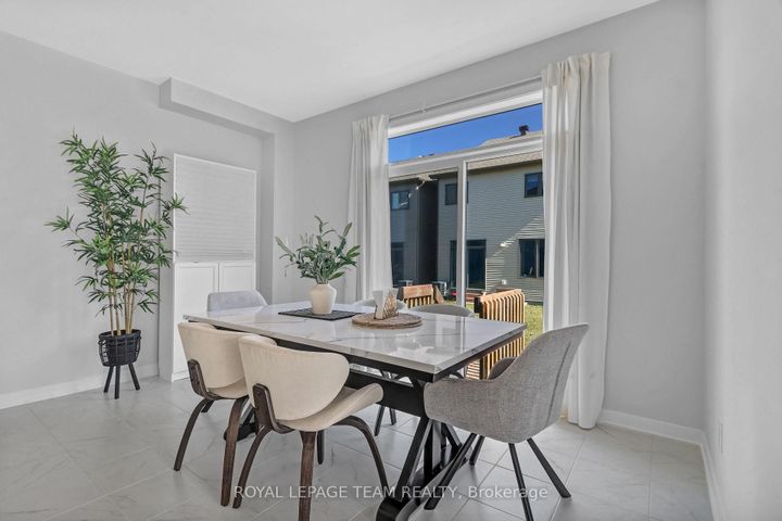 Photo 8 at 647 Cygnus Street, Nepean (Half Moon Bay), Ottawa