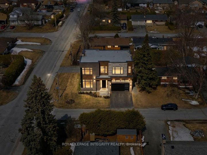 Photo 3 at 65 DAVID Drive, Nepean (Meadowlands/St. Claire Gardens), Ottawa