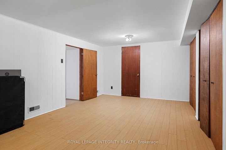 Photo 11 at 65 DAVID Drive, Nepean (Meadowlands/St. Claire Gardens), Ottawa