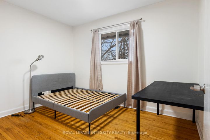 Photo 15 at 65 DAVID Drive, Nepean (Meadowlands/St. Claire Gardens), Ottawa