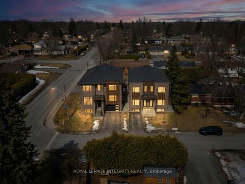 Photo 2 at 65 DAVID Drive, Nepean (Meadowlands/St. Claire Gardens), Ottawa