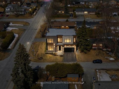 Photo 3 at 65 DAVID Drive, Nepean (Meadowlands/St. Claire Gardens), Ottawa