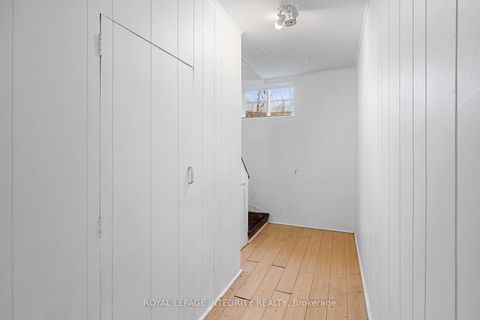 Photo 10 at 65 DAVID Drive, Nepean (Meadowlands/St. Claire Gardens), Ottawa